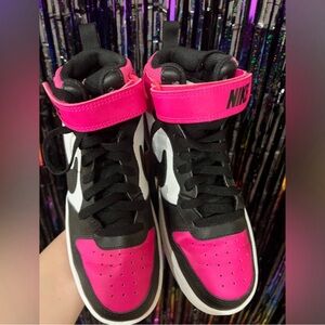 Kids size 6 women’s 7 1/2